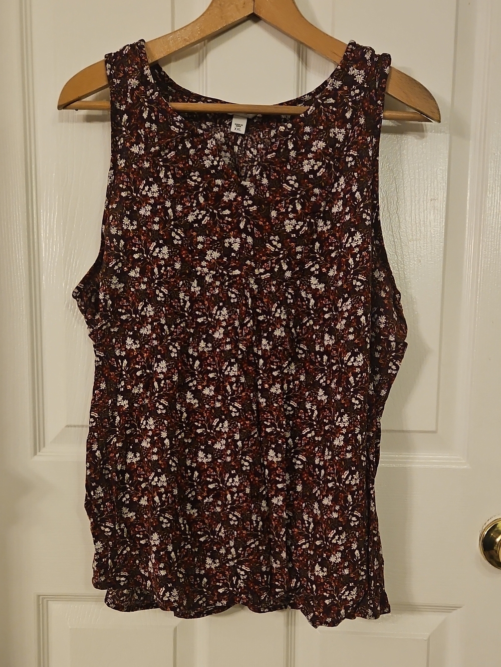 Sonoma Burgundy Floral Sleeveless Tank